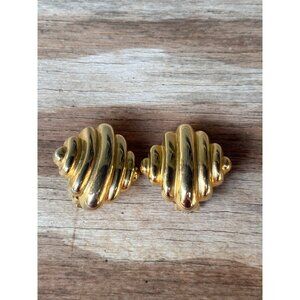 Vintage Paolo Gold-Tone Ribbed Clip-On Earrings Elegant Statement Jewelry Retro